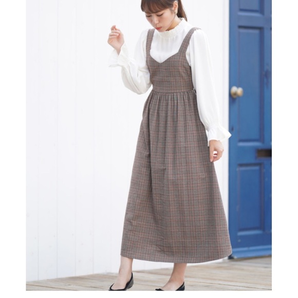 Mouth Valley Dresses & Skirts - Plaid Midi Dress size Small